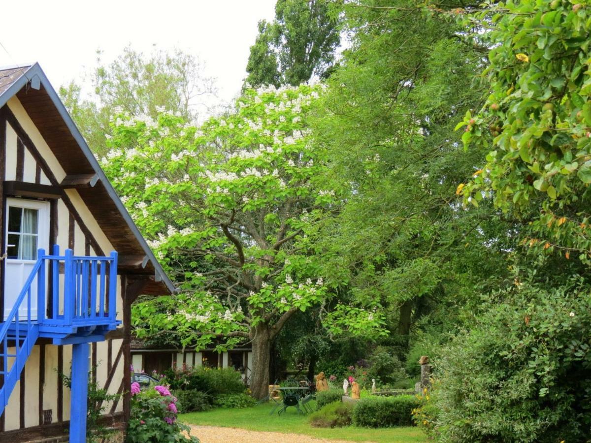 Le Chant Des Fees Notre-Dame-de-Courson Buitenkant foto